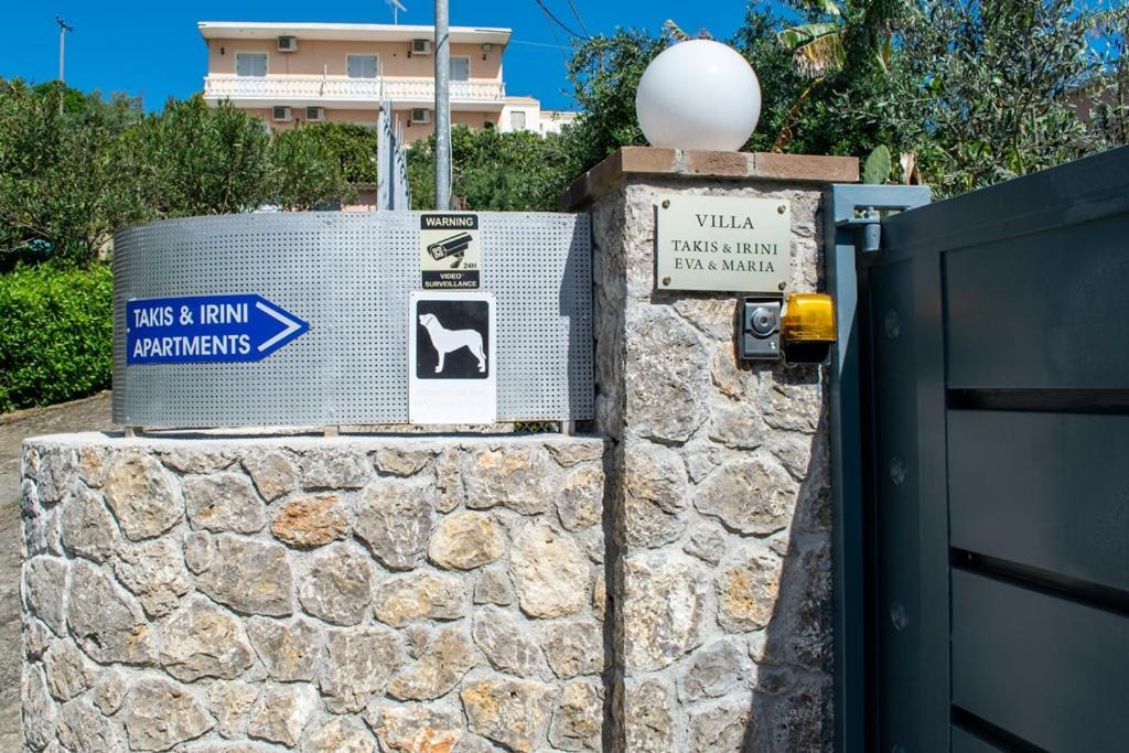 Takis & Eirini Family Apartments Perama  Exterior foto